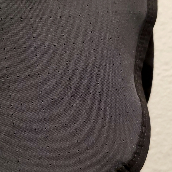 108◼️ MOTION RUNNING SHORTS - Picture 2 of 8